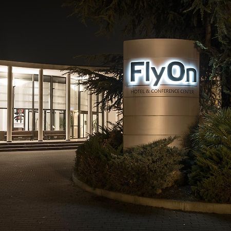 Flyon Hotel & Conference Center Bolonia Zewnętrze zdjęcie Flyon Hotel & Conference Center