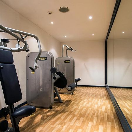 Flyon Hotel & Conference Center Bolonia Zewnętrze zdjęcie Gym equipment