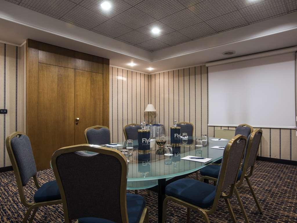 Flyon Hotel & Conference Center Bolonia Udogodnienia zdjęcie Meeting room