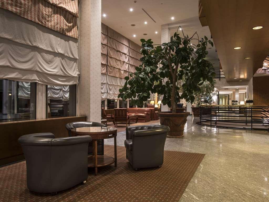 Flyon Hotel & Conference Center Bolonia Wnętrze zdjęcie Interior of the hotel