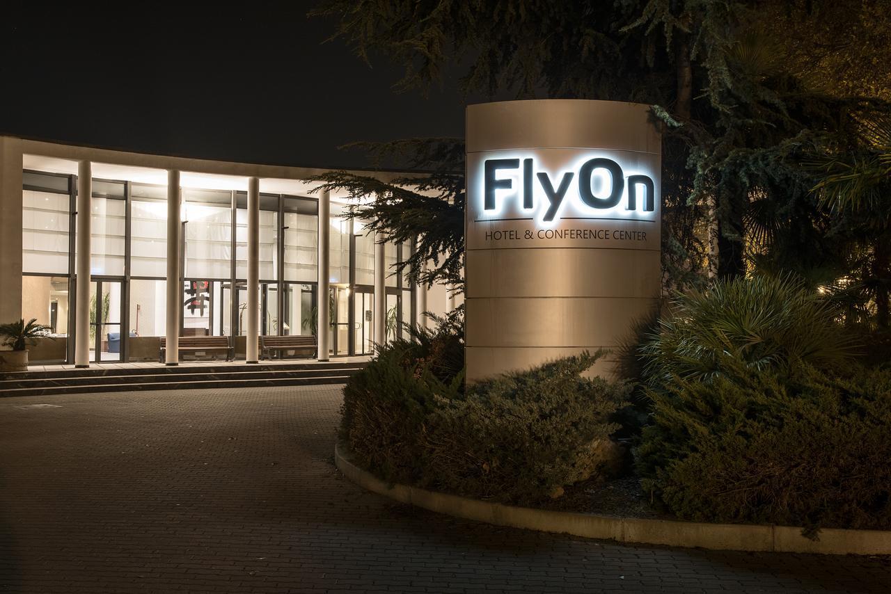 Flyon Hotel & Conference Center Bolonia Zewnętrze zdjęcie Flyon Hotel & Conference Center